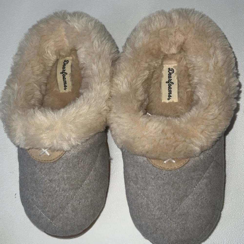 Dearfoams Women's Memory Foam House Slippers Quilted Pattern and Faux Shearling